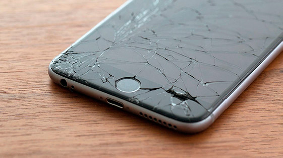 iphone cracked screen